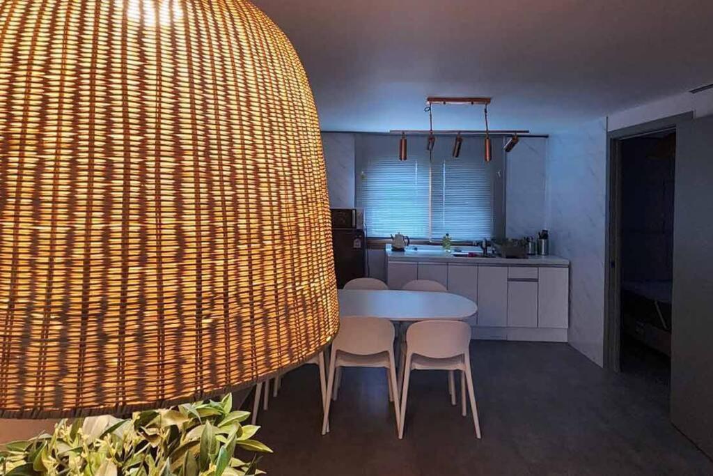 B-5 Hongdae Art House Apartment Seoul