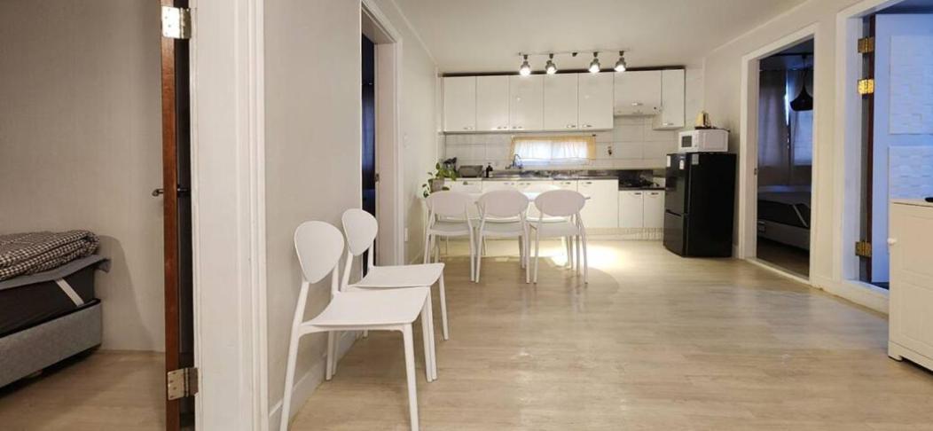 B-5 Hongdae Art House Apartment