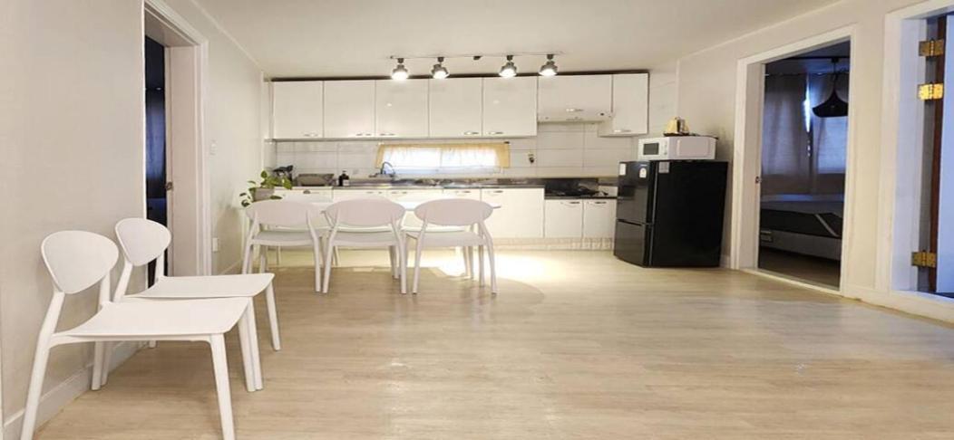 B-5 Hongdae Art House Apartment Seoul